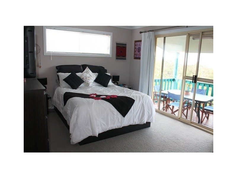 11 Elbert Crt, Tamborine Mountain QLD 4272