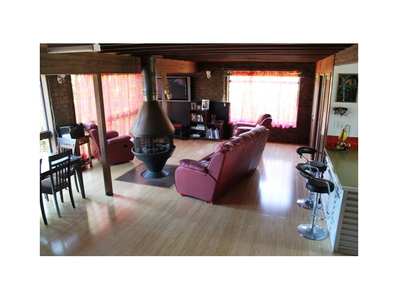 31 Jenyns Rd, Tamborine Mountain QLD 4272