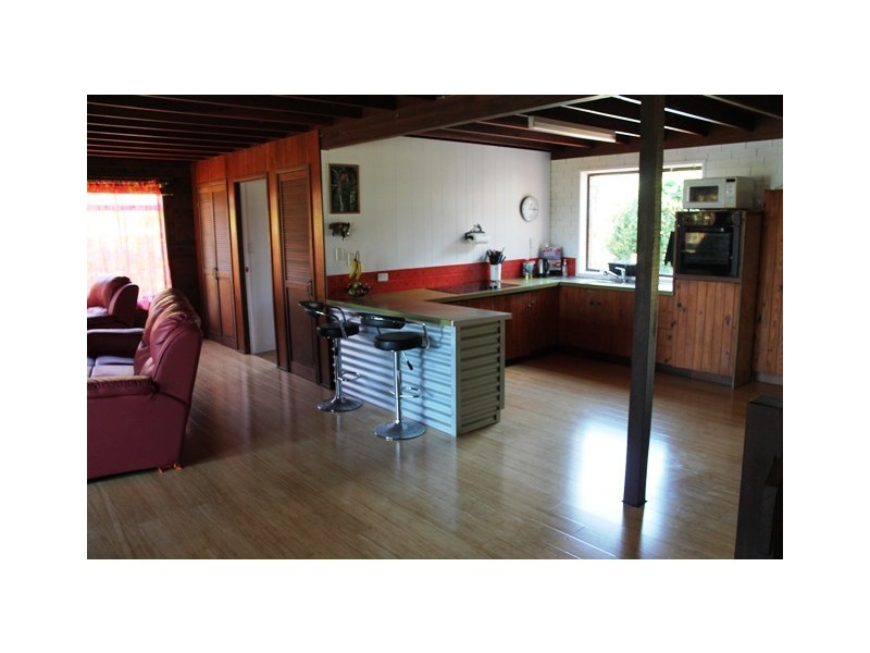 31 Jenyns Rd, Tamborine Mountain QLD 4272