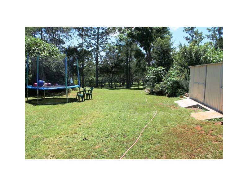 31 Jenyns Rd, Tamborine Mountain QLD 4272