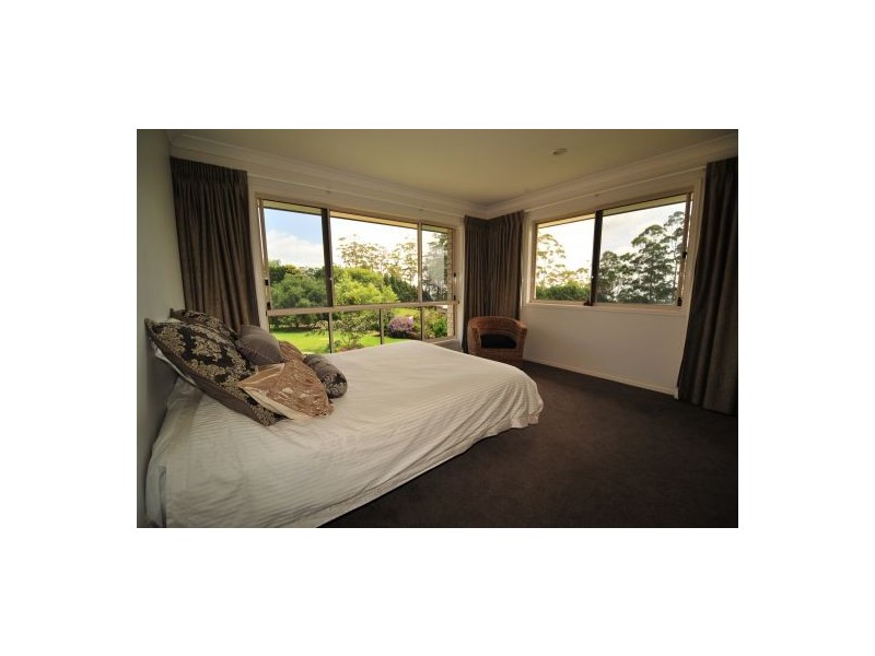 21 St James Ct, Tamborine Mountain QLD 4272