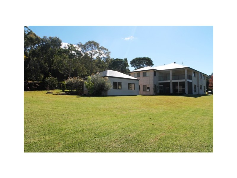 21 St James Ct, Tamborine Mountain QLD 4272