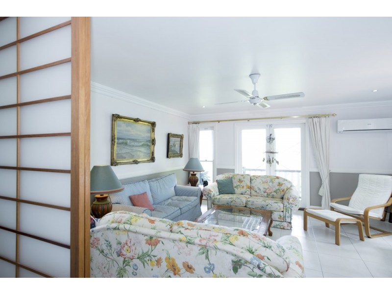 1525 Tamborine Oxenford Rd, Wongawallan QLD 4210