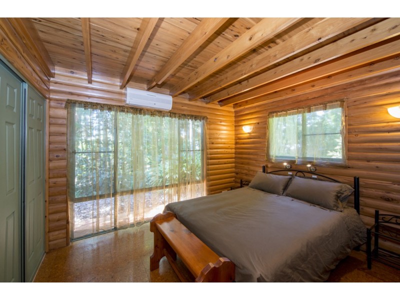 103 Beacon Road, Tamborine Mountain QLD 4272