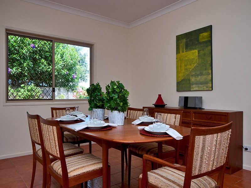 20 Beechmont Av, Tamborine Mountain QLD 4272