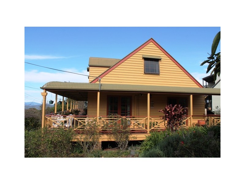 1 Lookout Pde, Tamborine Mountain QLD 4272