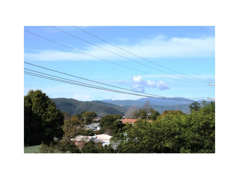 1 Lookout Pde, Tamborine Mountain QLD 4272