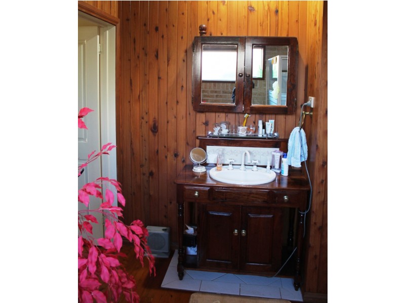 1-13 Bateke Rd, Tamborine Mountain QLD 4272