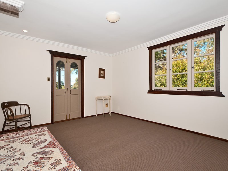 23 LAHEY LOOKOUT RD, Tamborine Mountain QLD 4272