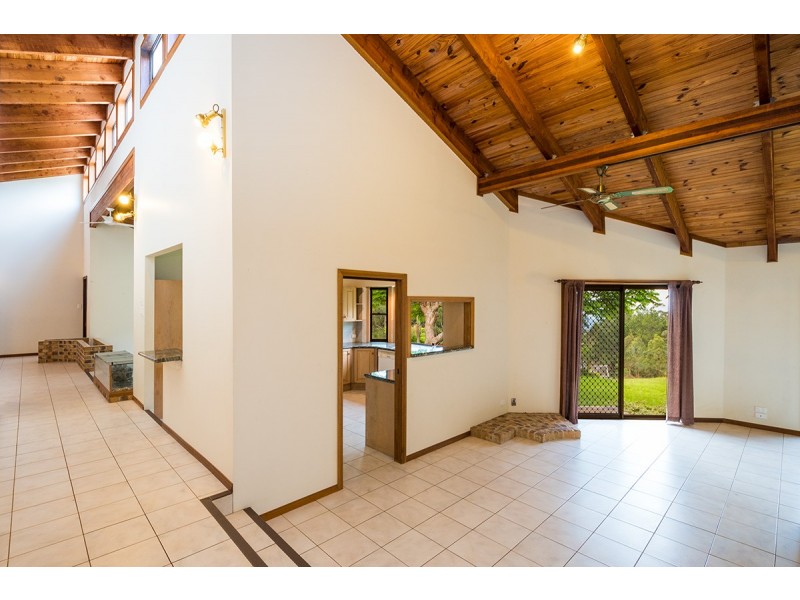 65 Guanaba Road, Tamborine Mountain QLD 4272