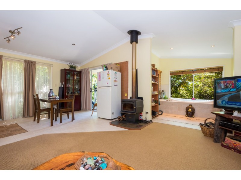 65 Guanaba Road, Tamborine Mountain QLD 4272