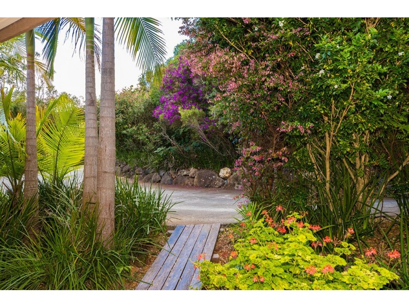 65 Guanaba Road, Tamborine Mountain QLD 4272
