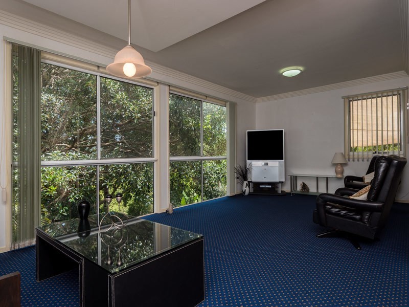 131 Licuala Drive, Tamborine Mountain QLD 4272