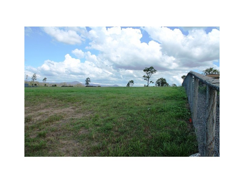 48 to 54 Martin Place, Tamborine QLD 4270