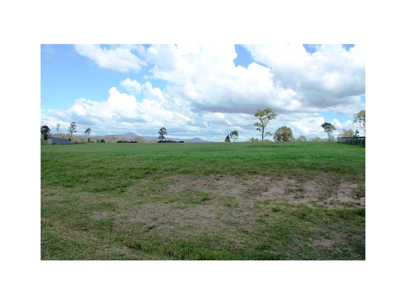 48 to 54 Martin Place, Tamborine QLD 4270