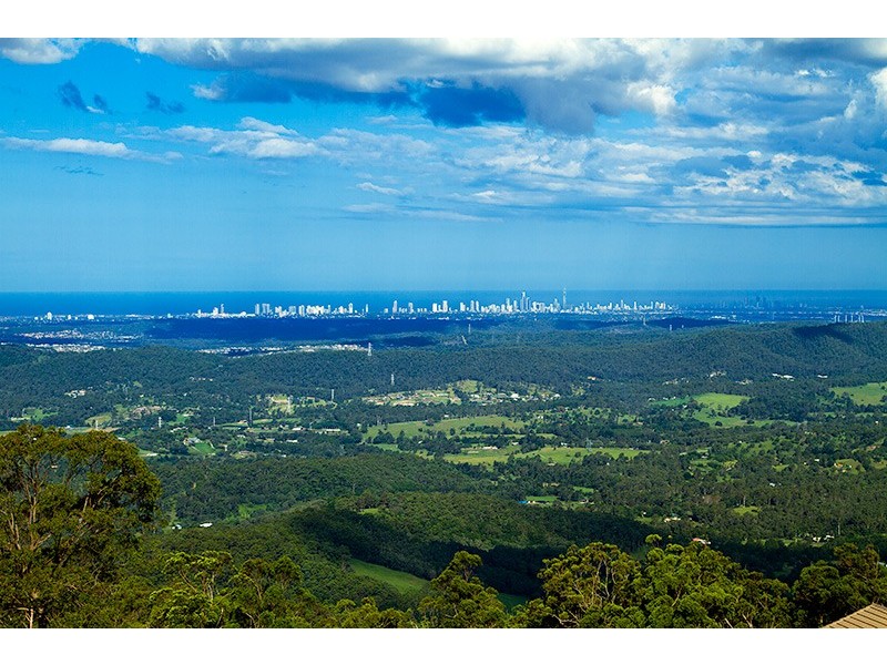 13-17 Eagles Retreat Place, Tamborine Mountain QLD 4272