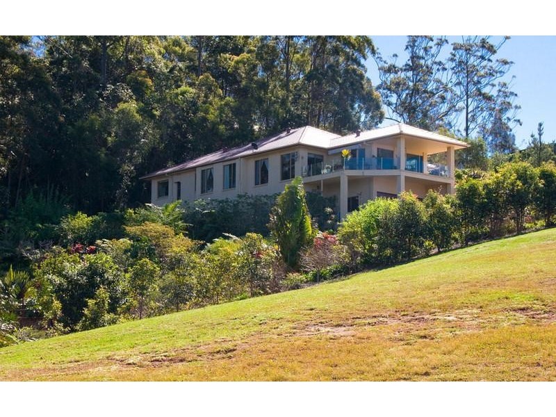 13-17 Eagles Retreat Place, Tamborine Mountain QLD 4272
