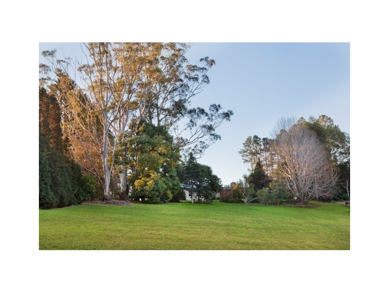 68 to 70 Siganto Street, Tamborine Mountain QLD 4272