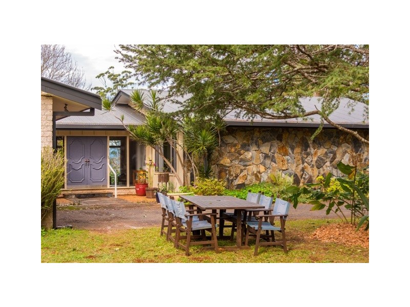 68 to 70 Siganto Street, Tamborine Mountain QLD 4272