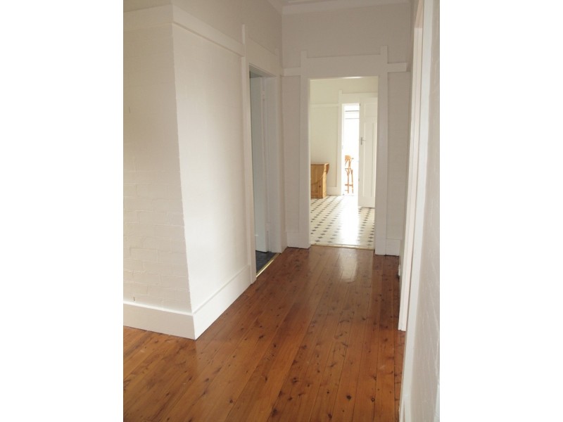 2a Edgecliff Esplanade, Seaforth NSW 2092