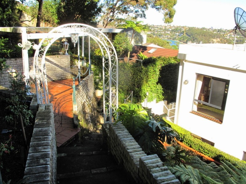 54a Peronne, Clontarf NSW 2093