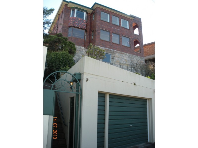 17 Edgecliffe Esplanade, Seaforth NSW 2092