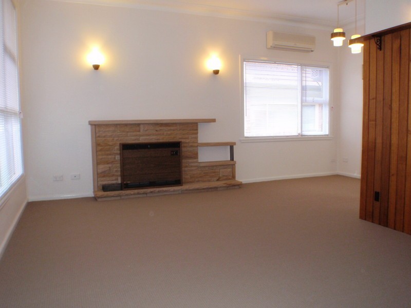 421 Condamine Street, Allambie Heights NSW 2100