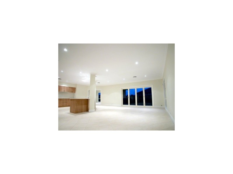 11 Eric Cooper Drive, Castle Hill NSW 2154