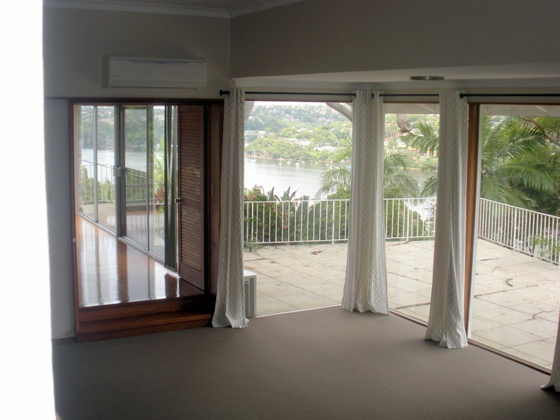 9 Gurney Crescent, Seaforth NSW 2092