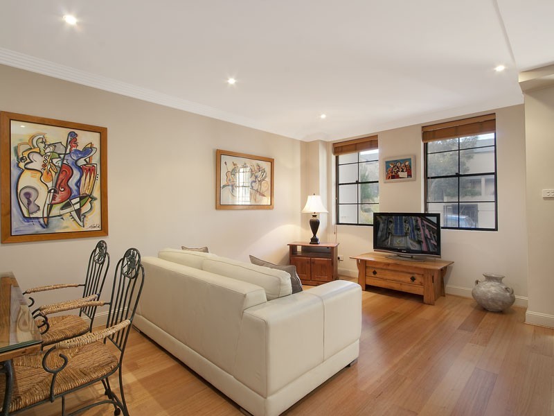 12A Beaconsfield St, Alexandria NSW 2015