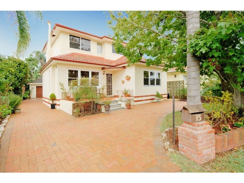 15 Riverview Parade, North Manly NSW 2100