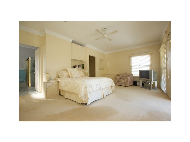 3 Old Sydney Road, Seaforth NSW 2092