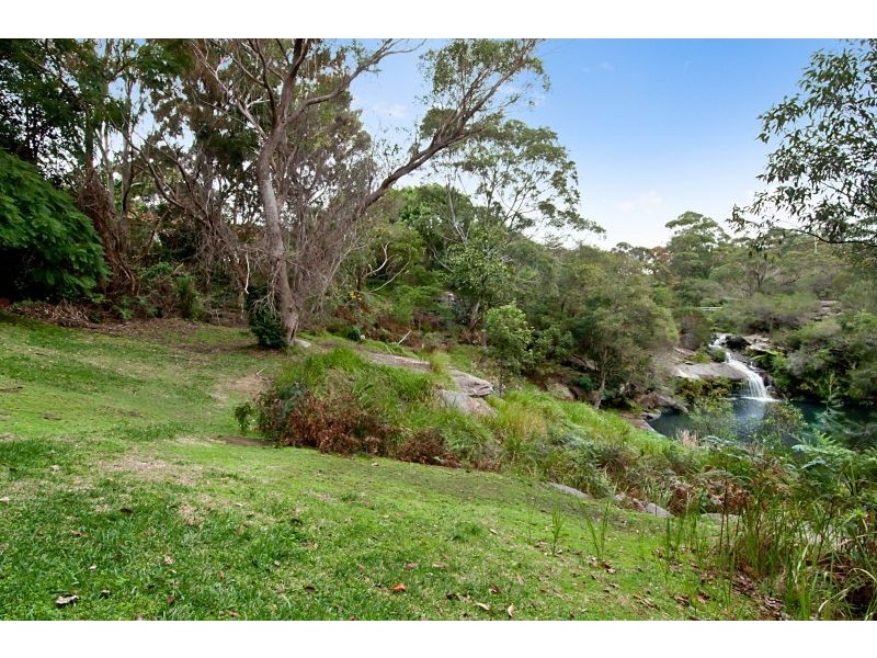 147 Campbell Parade, Manly Vale NSW 2093