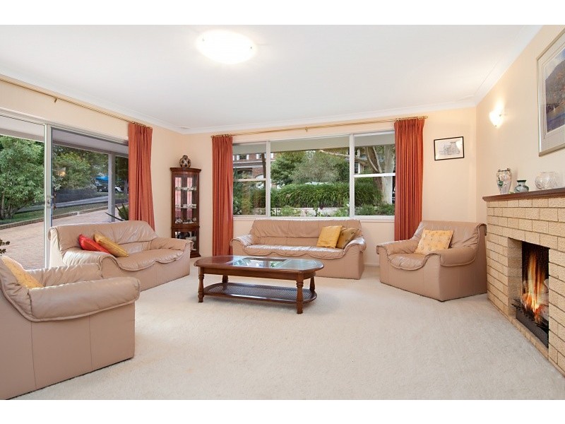 6 Arnhem Rd, Allambie Heights NSW 2100