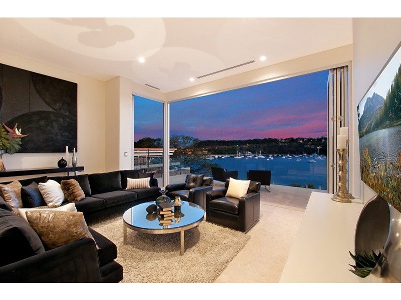 4 Laura St, Seaforth NSW 2092