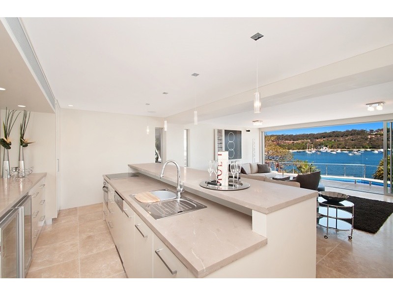 4 Laura St, Seaforth NSW 2092