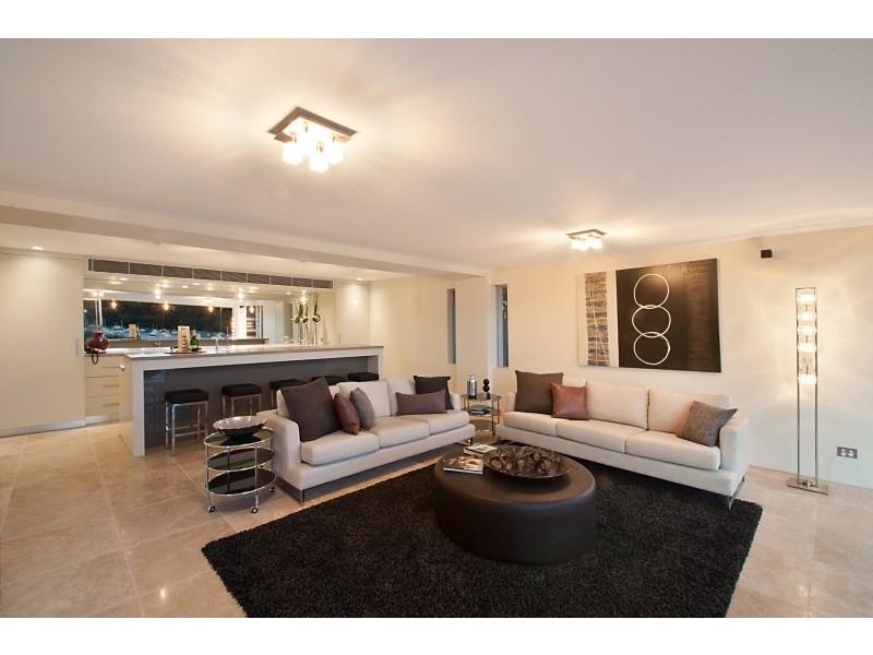 4 Laura St, Seaforth NSW 2092