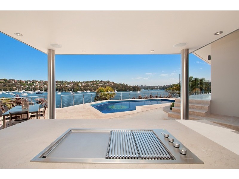 4 Laura St, Seaforth NSW 2092