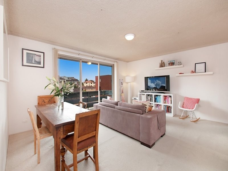 8/70 Queenscliff Road, Queenscliff NSW 2096