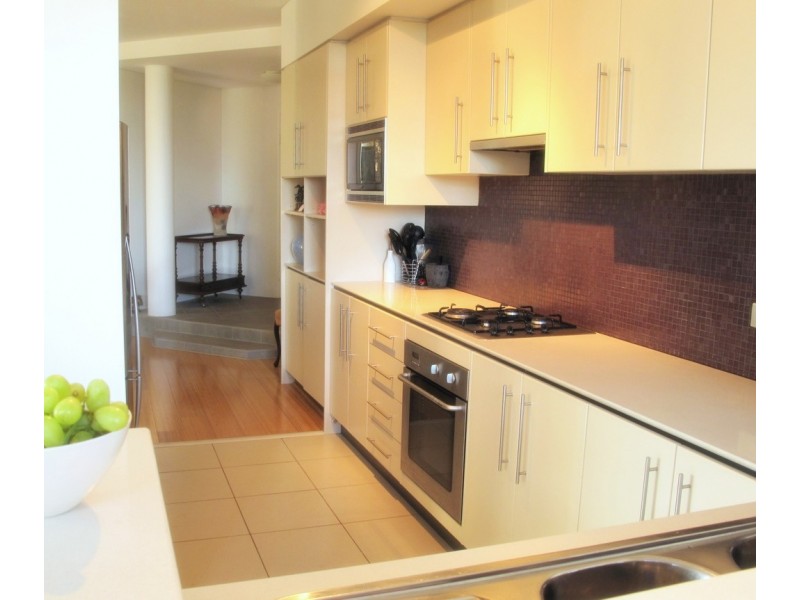 111/5 Stromboli Strait, Wentworth Point NSW 2127