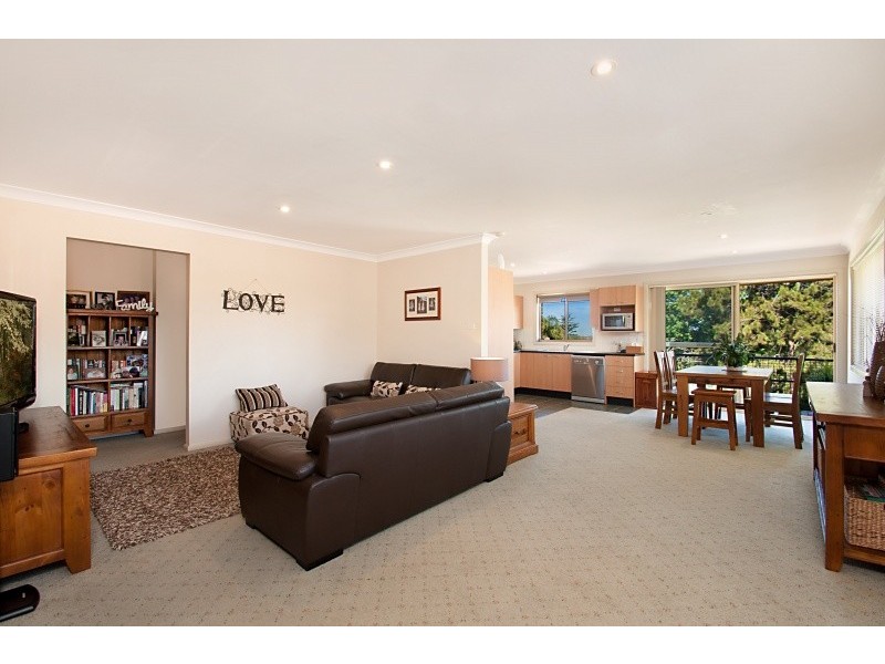 3 Burnt Street, Seaforth NSW 2092