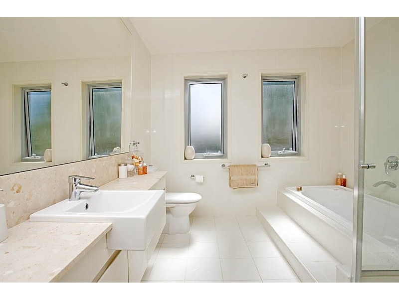 9 Barrabooka Street, Clontarf NSW 2093