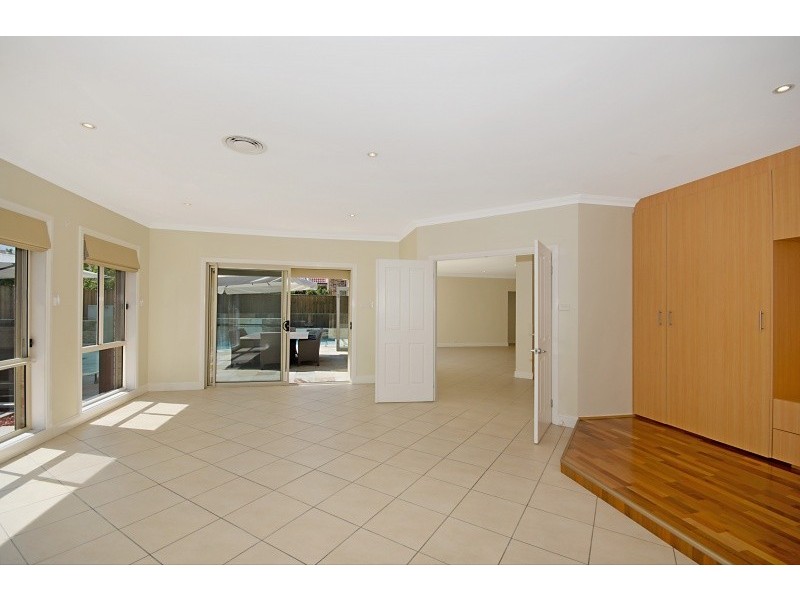 11 Eric Cooper Drive, Castle Hill NSW 2154