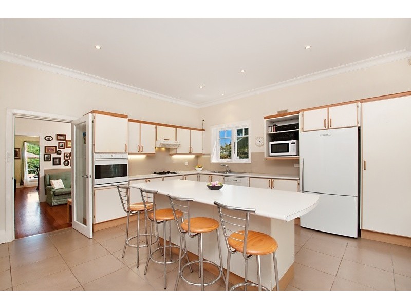 70 Ponsonby Parade, Seaforth NSW 2092