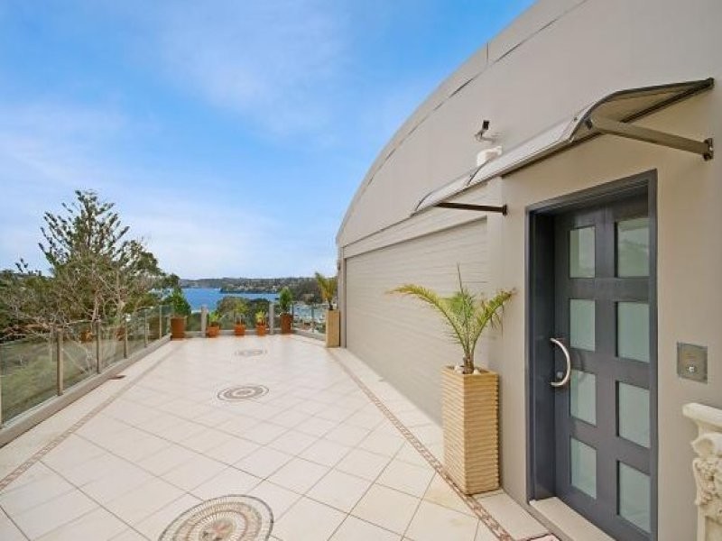 2c Edgecliffe Esp, Seaforth NSW 2092