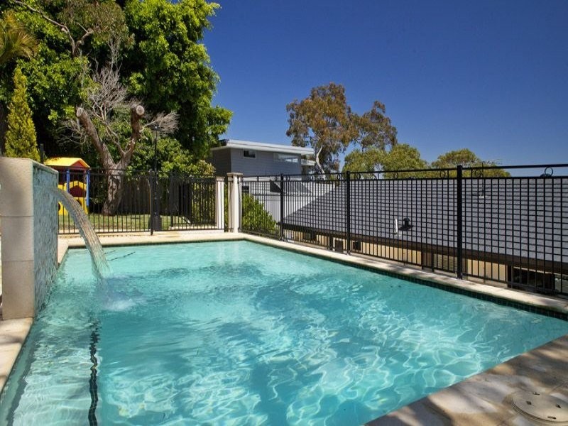 18 Cutler Road, Clontarf NSW 2093