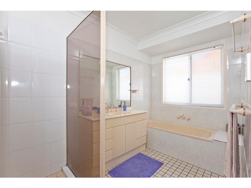 27 Masthead Drive, Raby Bay QLD 4163