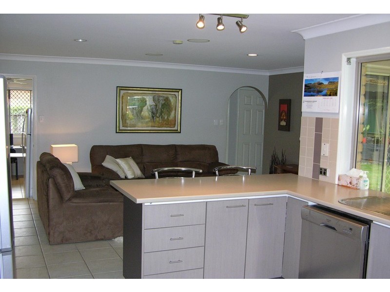 8 SEMILLON STREET, Thornlands QLD 4164