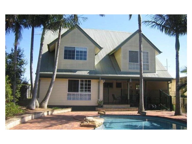 19 Roger, Birkdale QLD 4159