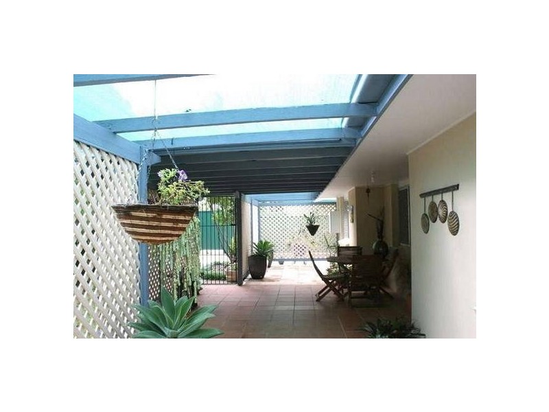 68 Wellington, Cleveland QLD 4163